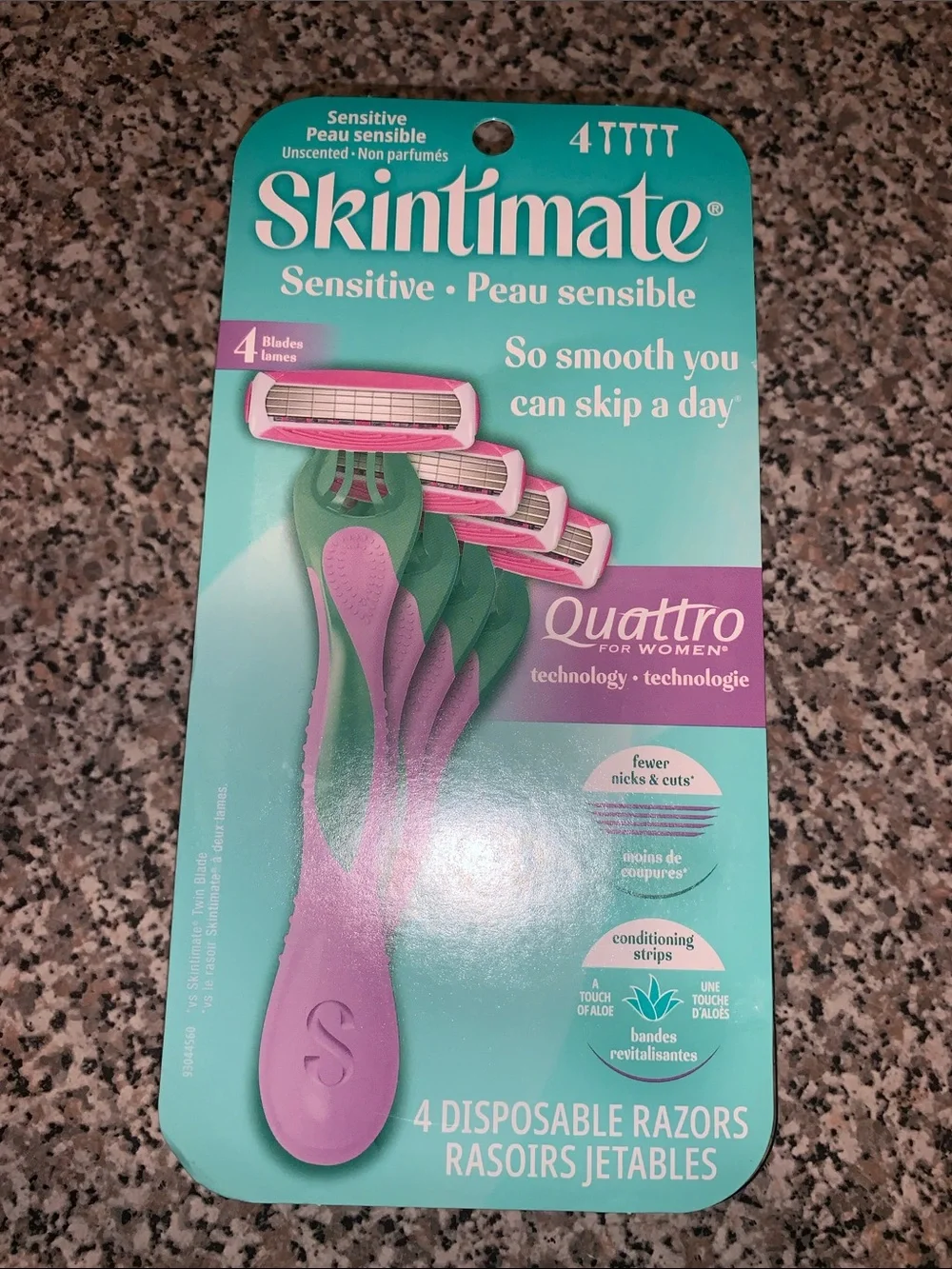 Gillette Venus Smooth Sensitive & Skintimate Sensitive Disposable Razors 7 Pack